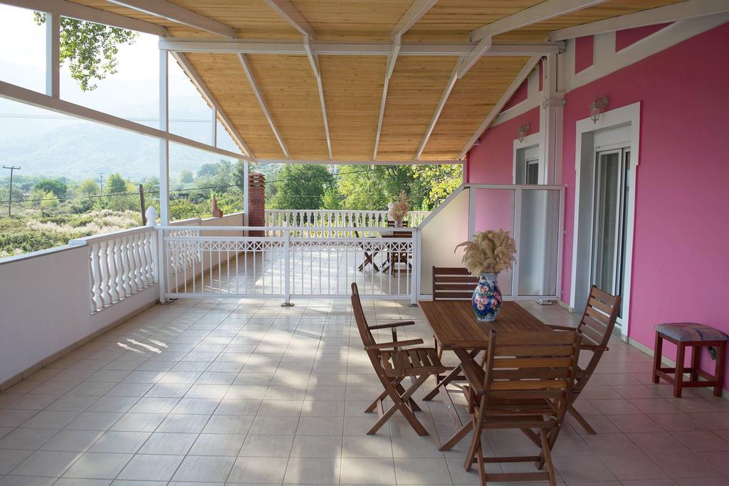 Nereids Apartments And Studios Хрисі-Амудья Номер фото