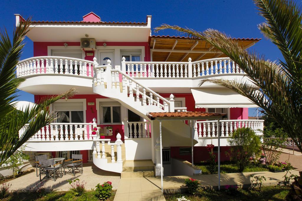 Nereids Apartments And Studios Хрисі-Амудья Екстер'єр фото